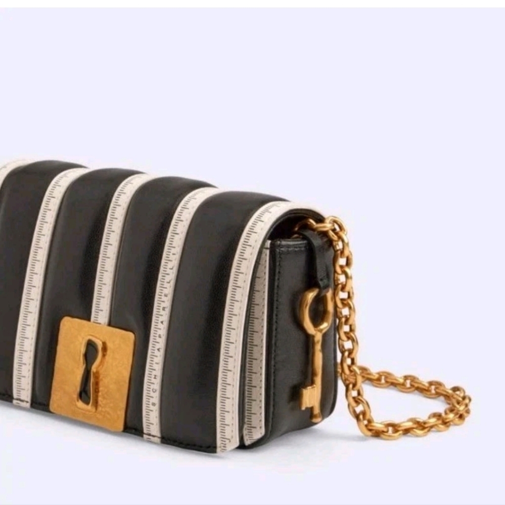 NWT Schiaparelli Black&White Tape Measure motiff Clutch/bag  With Key Charm - Picture 4 of 12